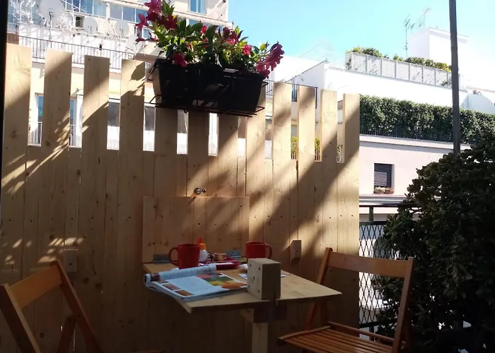 Ariston Petit Hotel